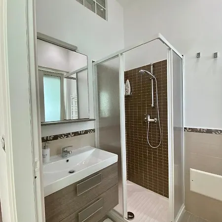Al 136 4*